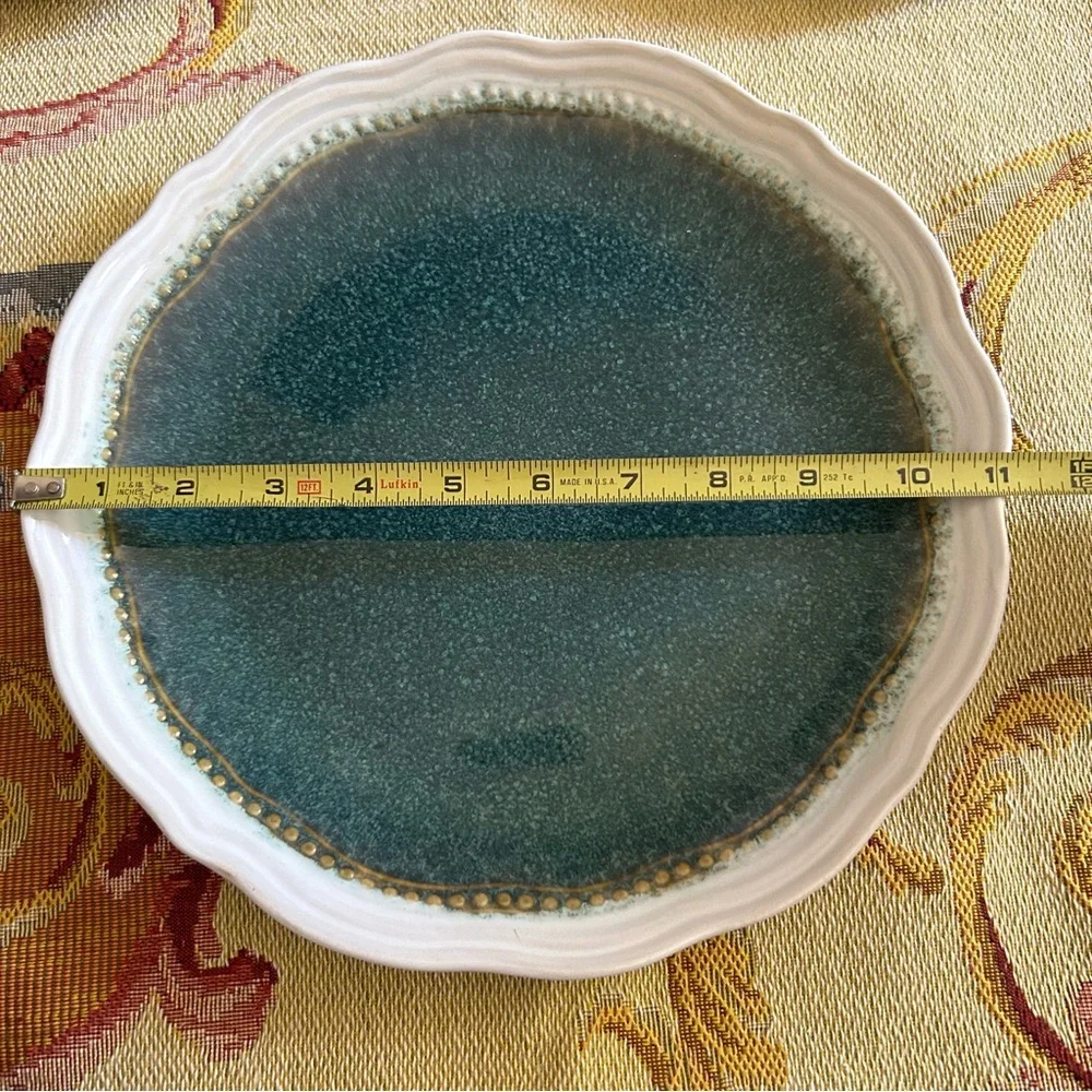 Mikasa Gourmet Basics Stoneware Reyna Teal Speckled Scalloped Edge Dinner Plate